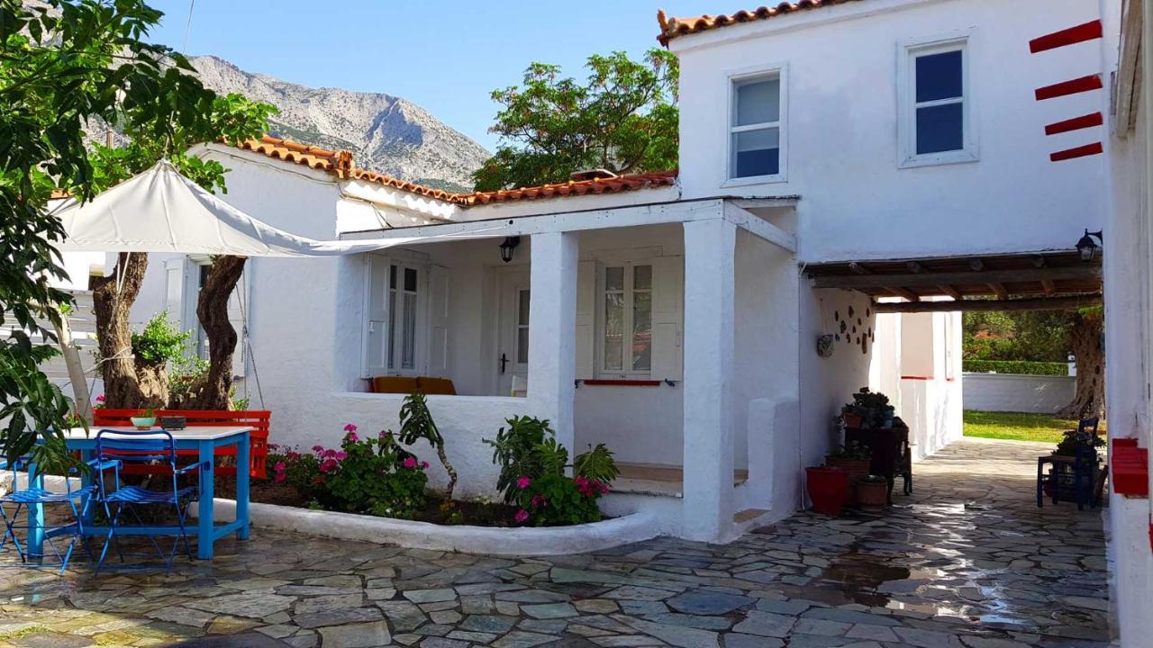 Loukoulos' Maisonette 马拉斯豪克艾蒙普斯 外观 照片