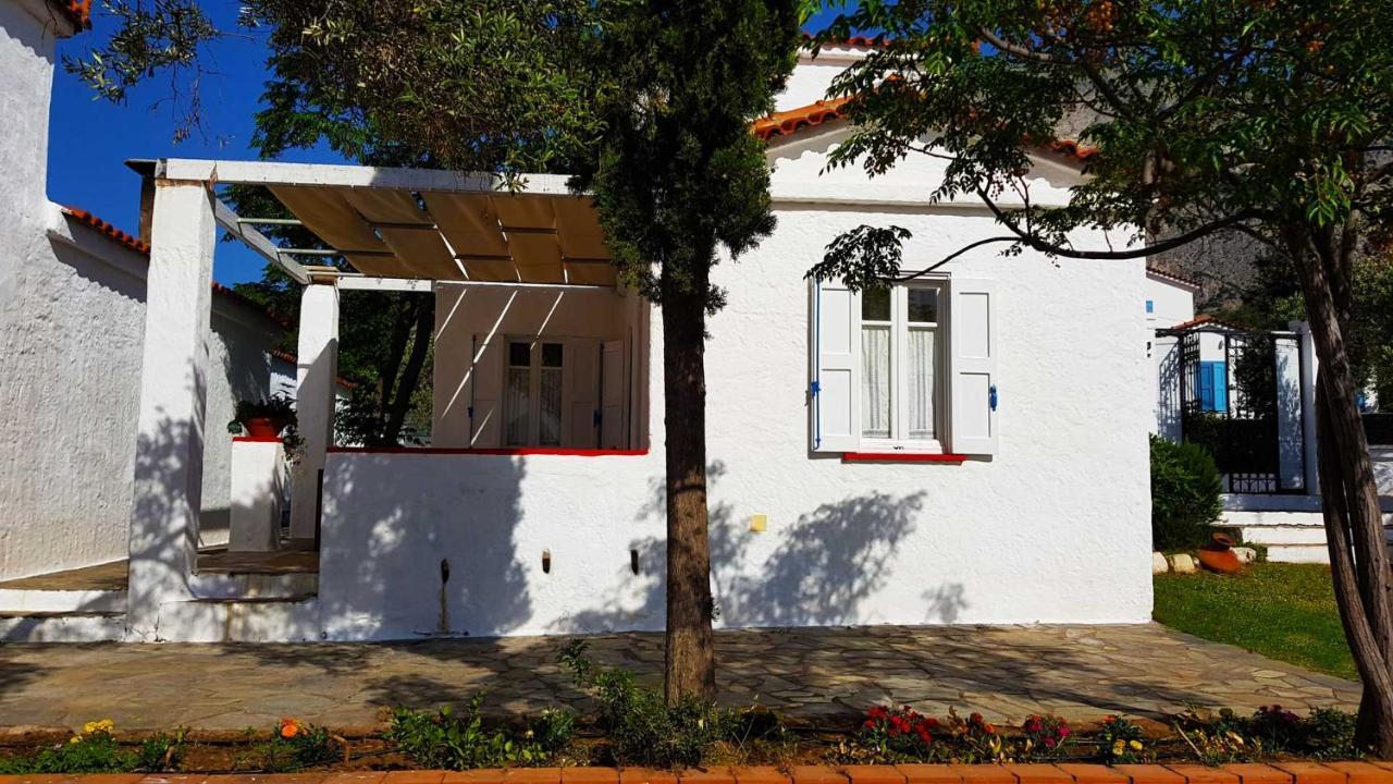 Loukoulos' Maisonette 马拉斯豪克艾蒙普斯 外观 照片